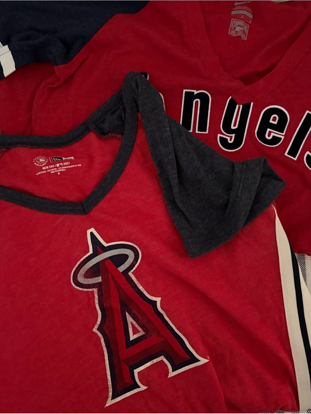 Women Red & Navy Angel Baseball Tee -2